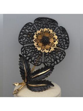 Flower Brooch Handmade Vintage Black Enamel Gold-Tone Lace Articulated Pin